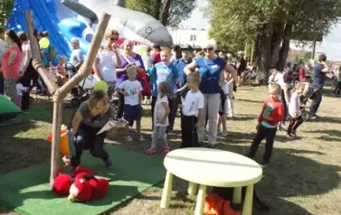 12