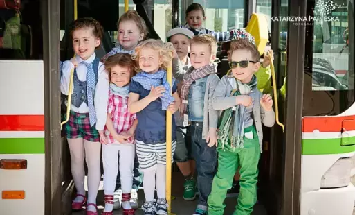 Zdjęcie do Najmłodsi pasażerowie w obiektywie